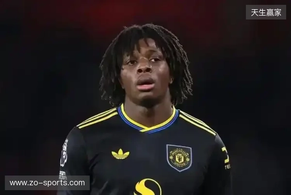 TA:曼联球员多古腿筋受伤,预计伤缺10周 TA:曼联球员多古腿筋受伤,预计伤缺10周